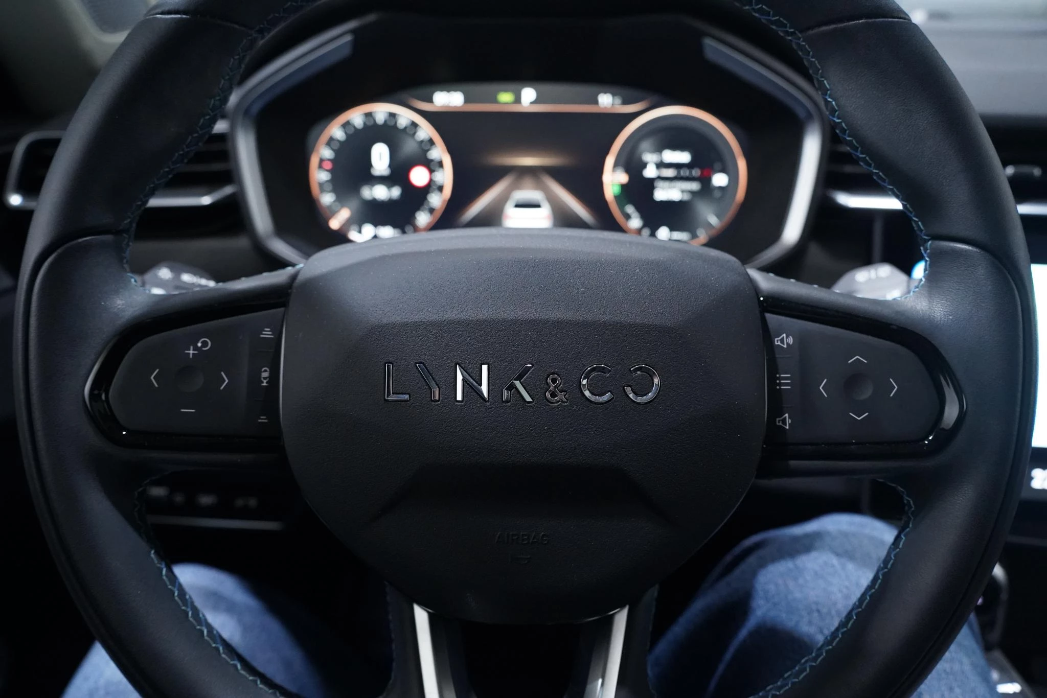 Hoofdafbeelding Lynk & Co 01