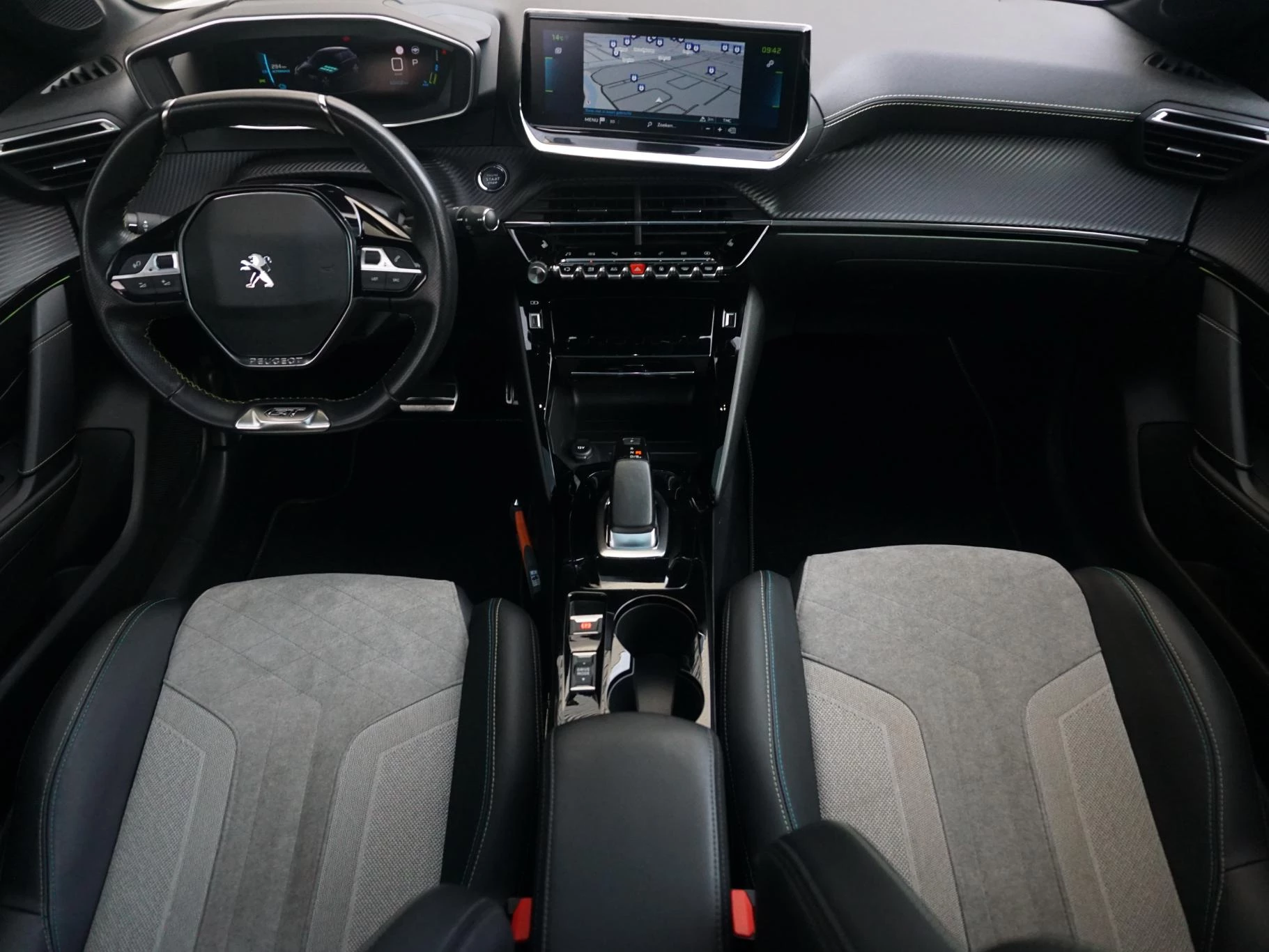 Hoofdafbeelding Peugeot e-208