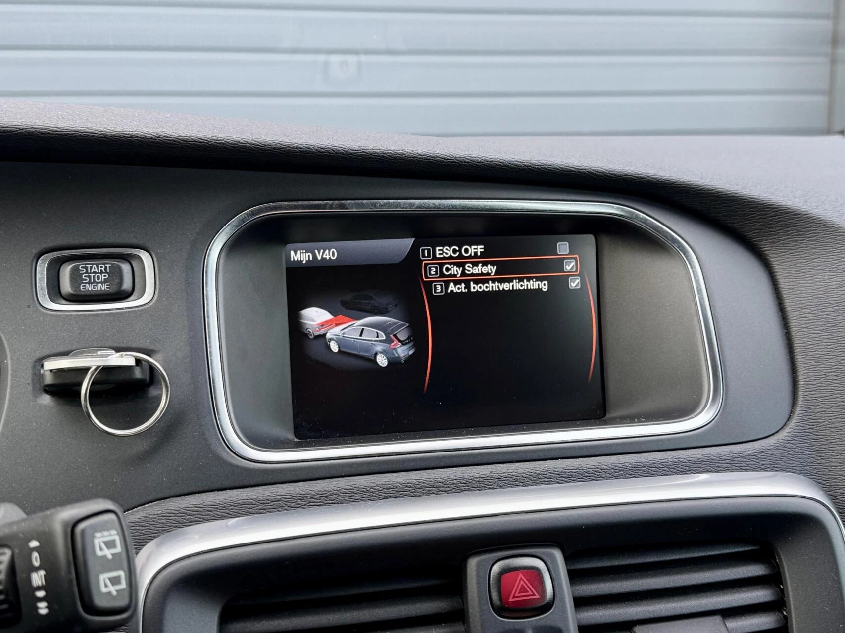 Hoofdafbeelding Volvo V40