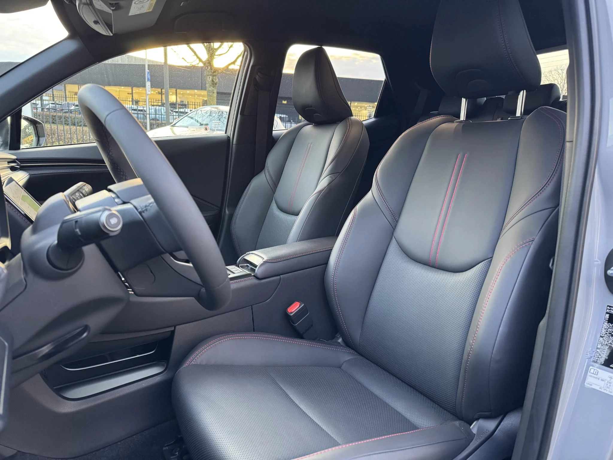 Hoofdafbeelding Lexus LBX