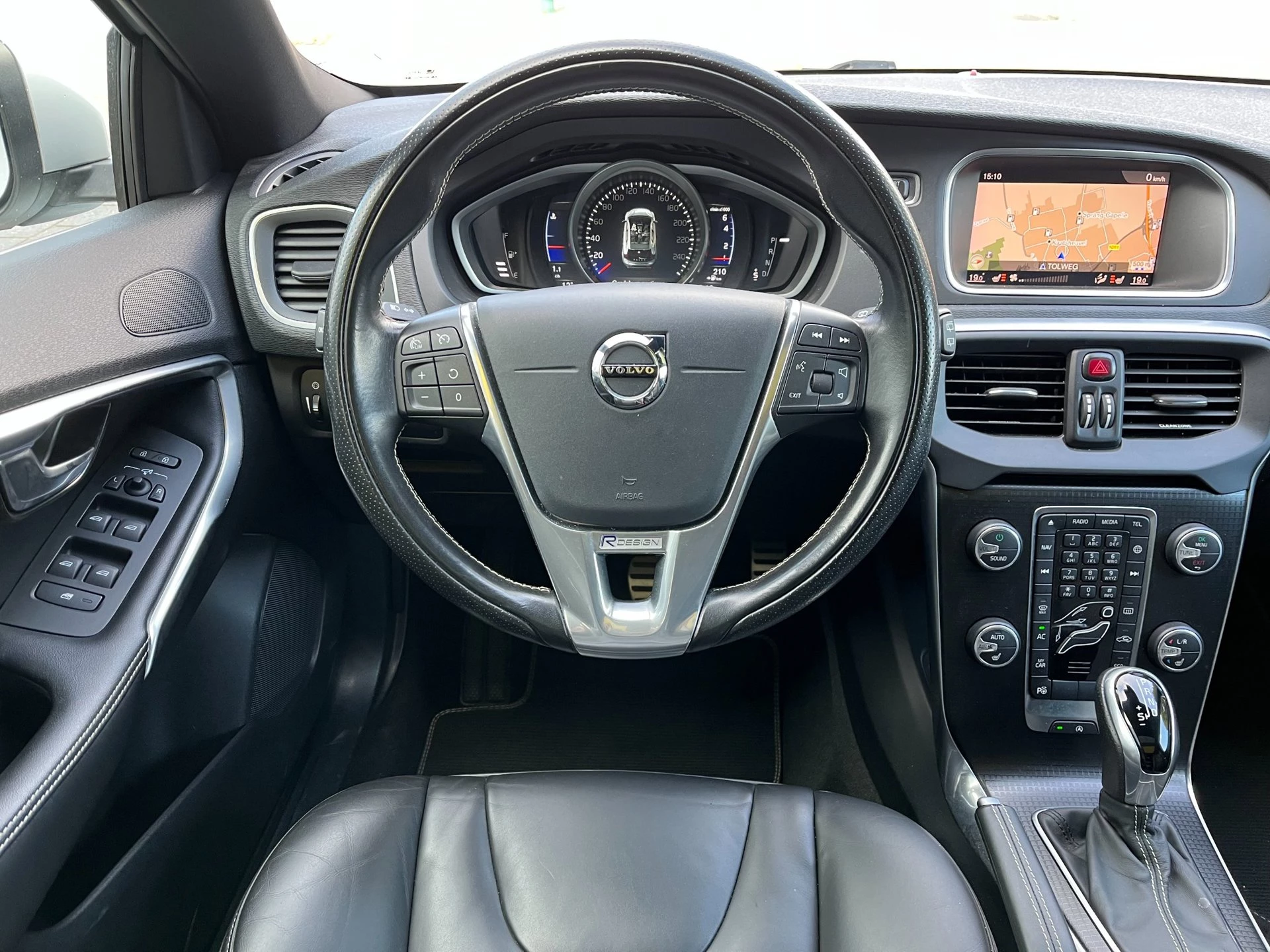 Hoofdafbeelding Volvo V40