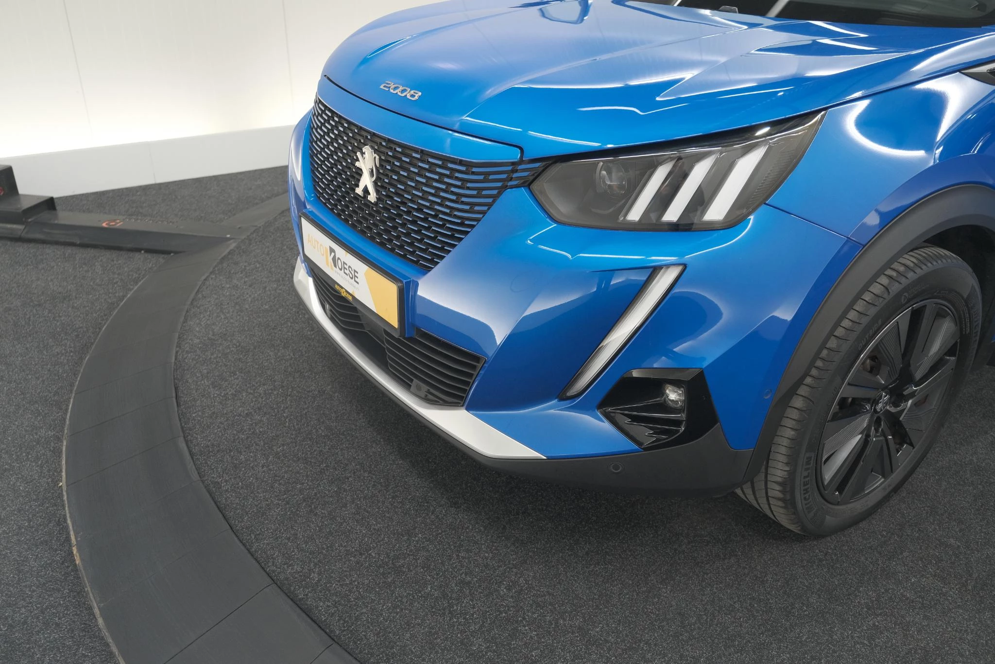 Hoofdafbeelding Peugeot e-2008