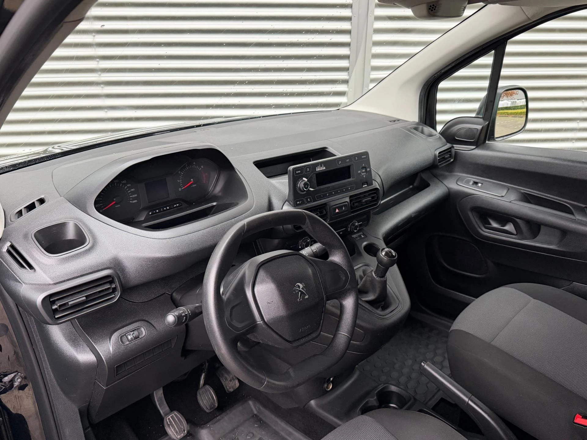 Hoofdafbeelding Peugeot Partner