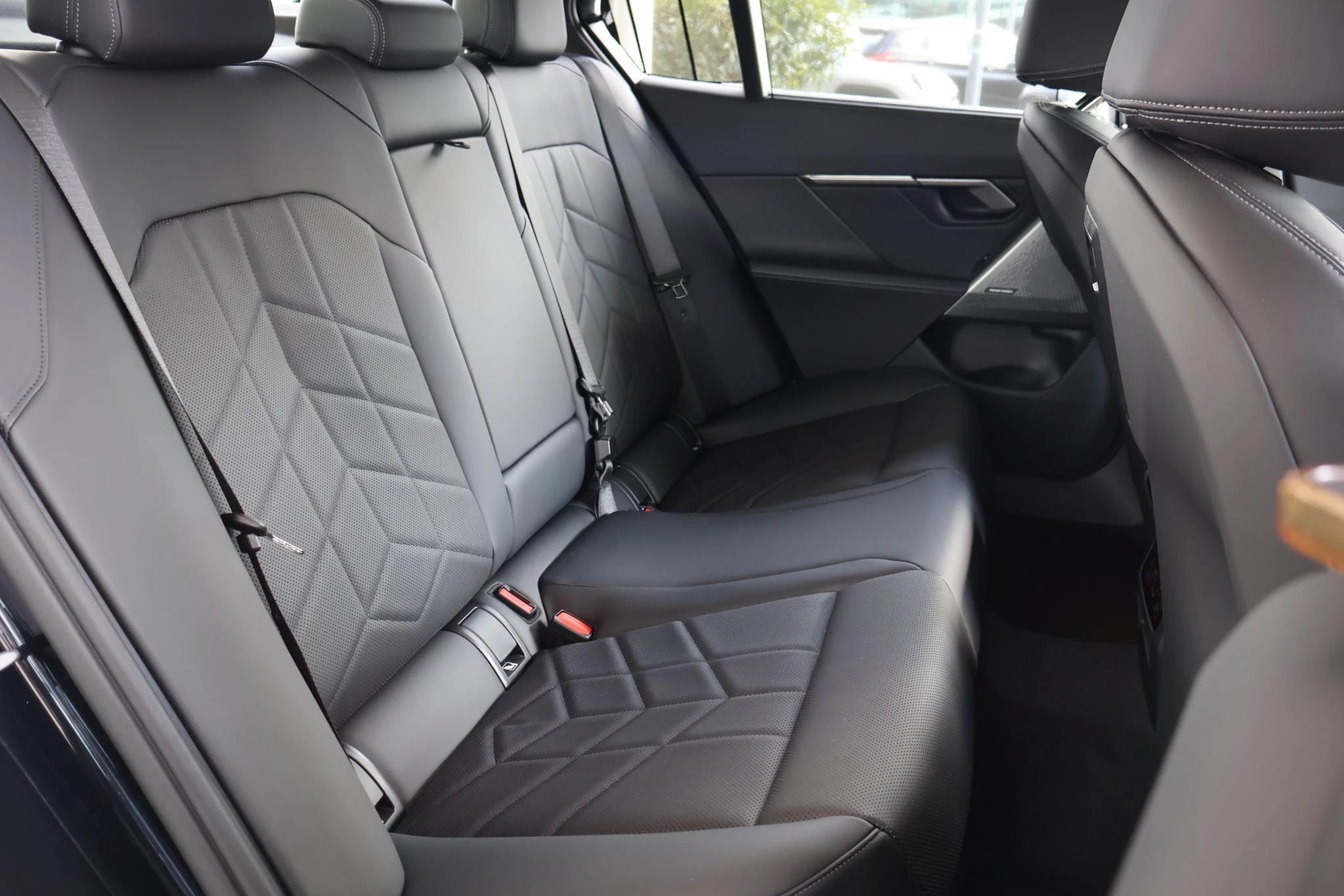 Hoofdafbeelding BMW i5