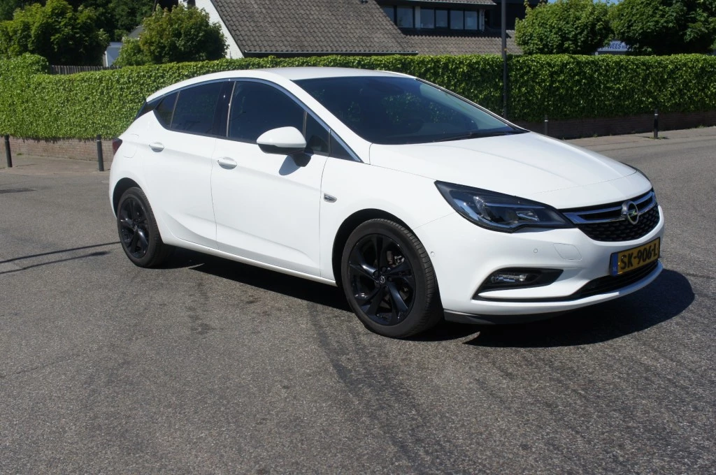 Hoofdafbeelding Opel Astra