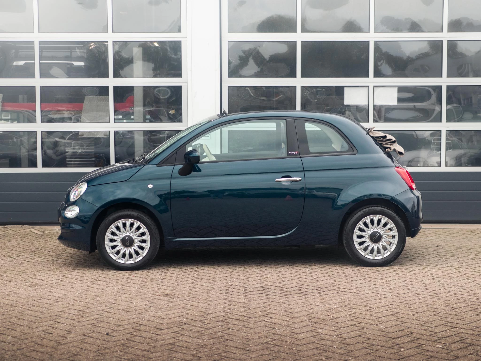 Hoofdafbeelding Fiat 500C