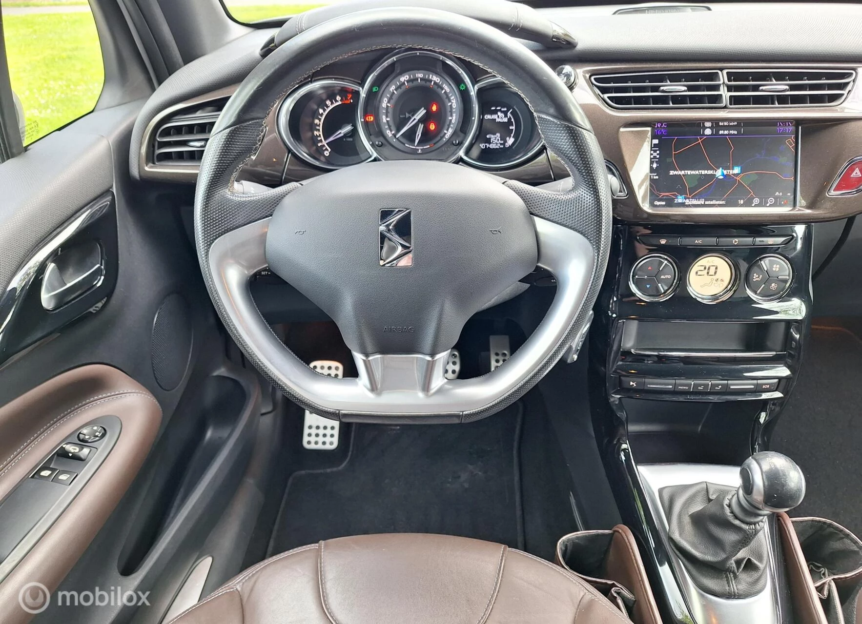 Hoofdafbeelding DS DS 3