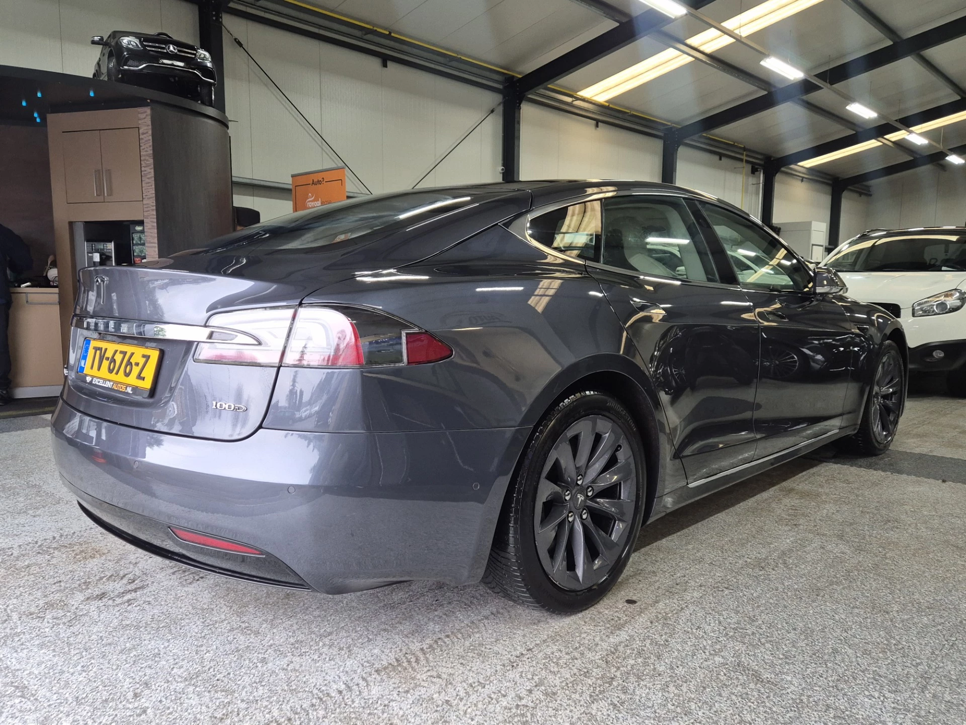 Hoofdafbeelding Tesla Model S