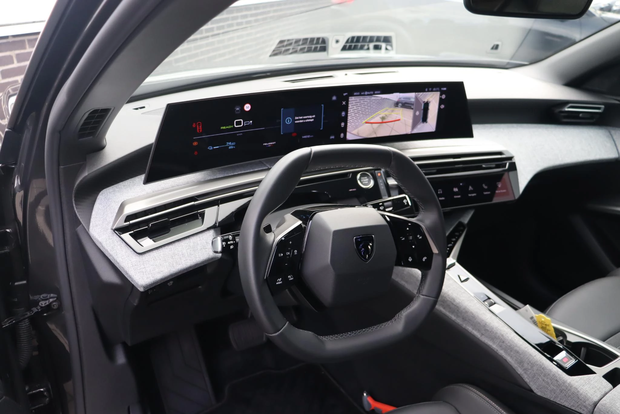 Hoofdafbeelding Peugeot e-3008