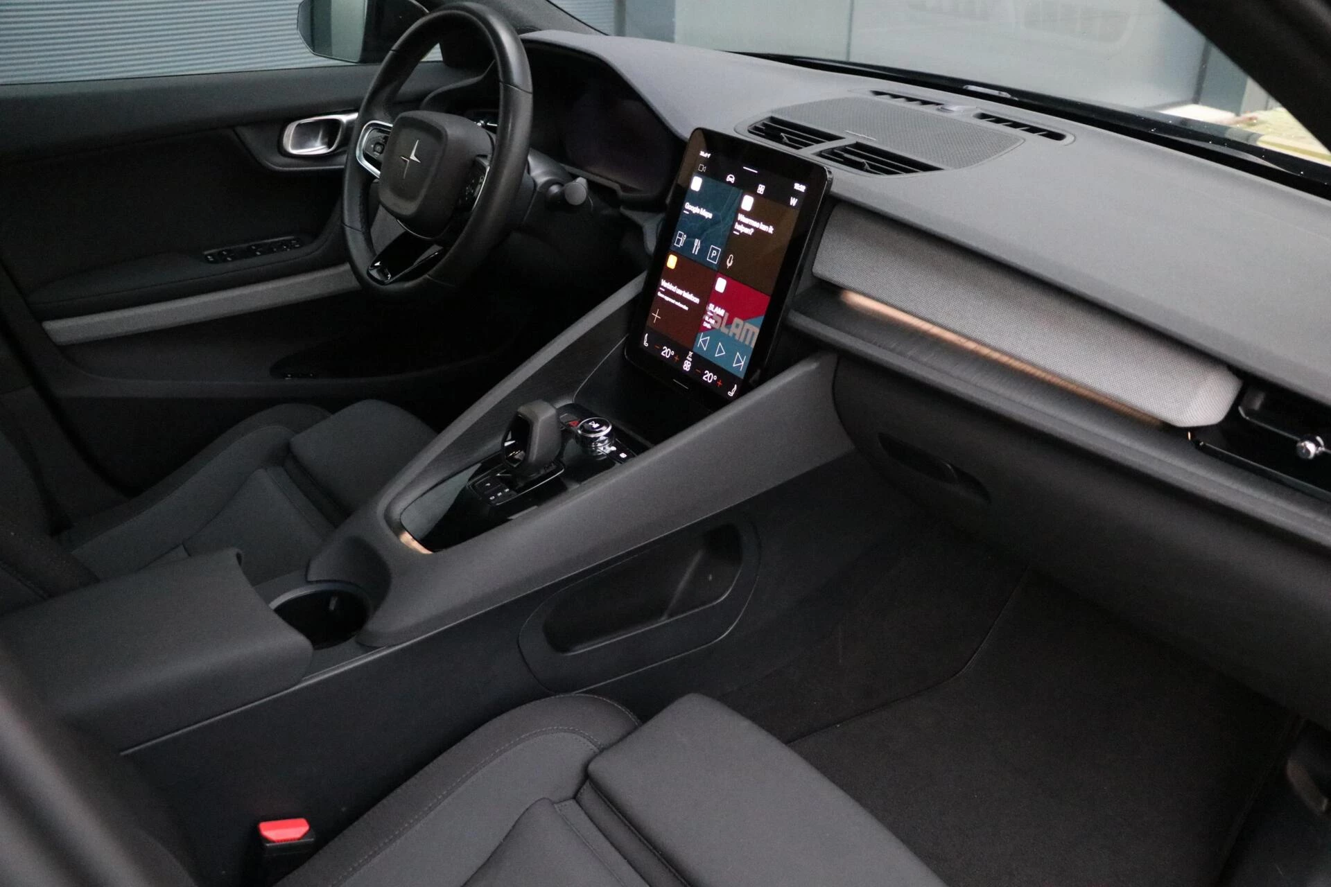 Hoofdafbeelding Polestar 2