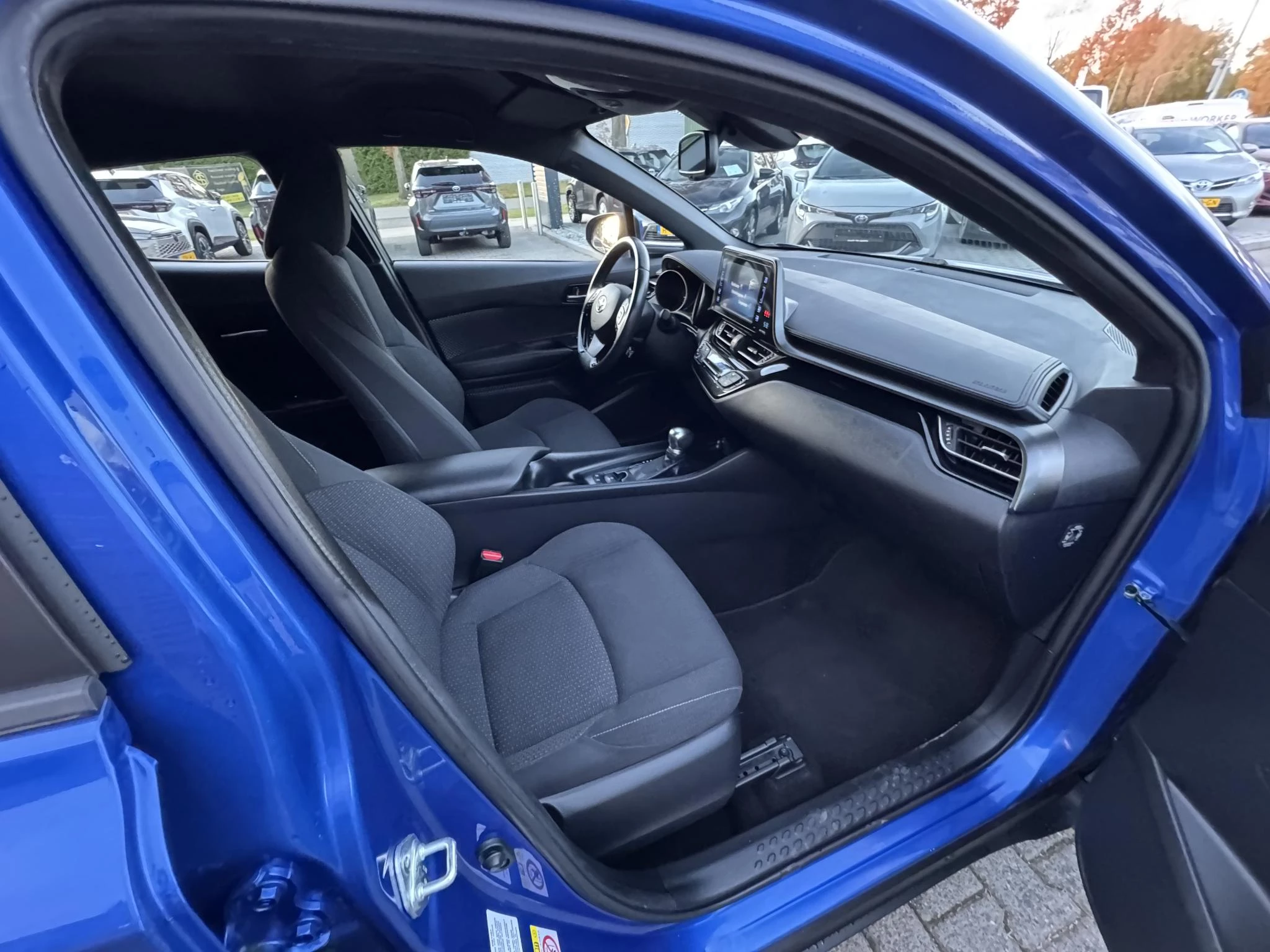 Hoofdafbeelding Toyota C-HR