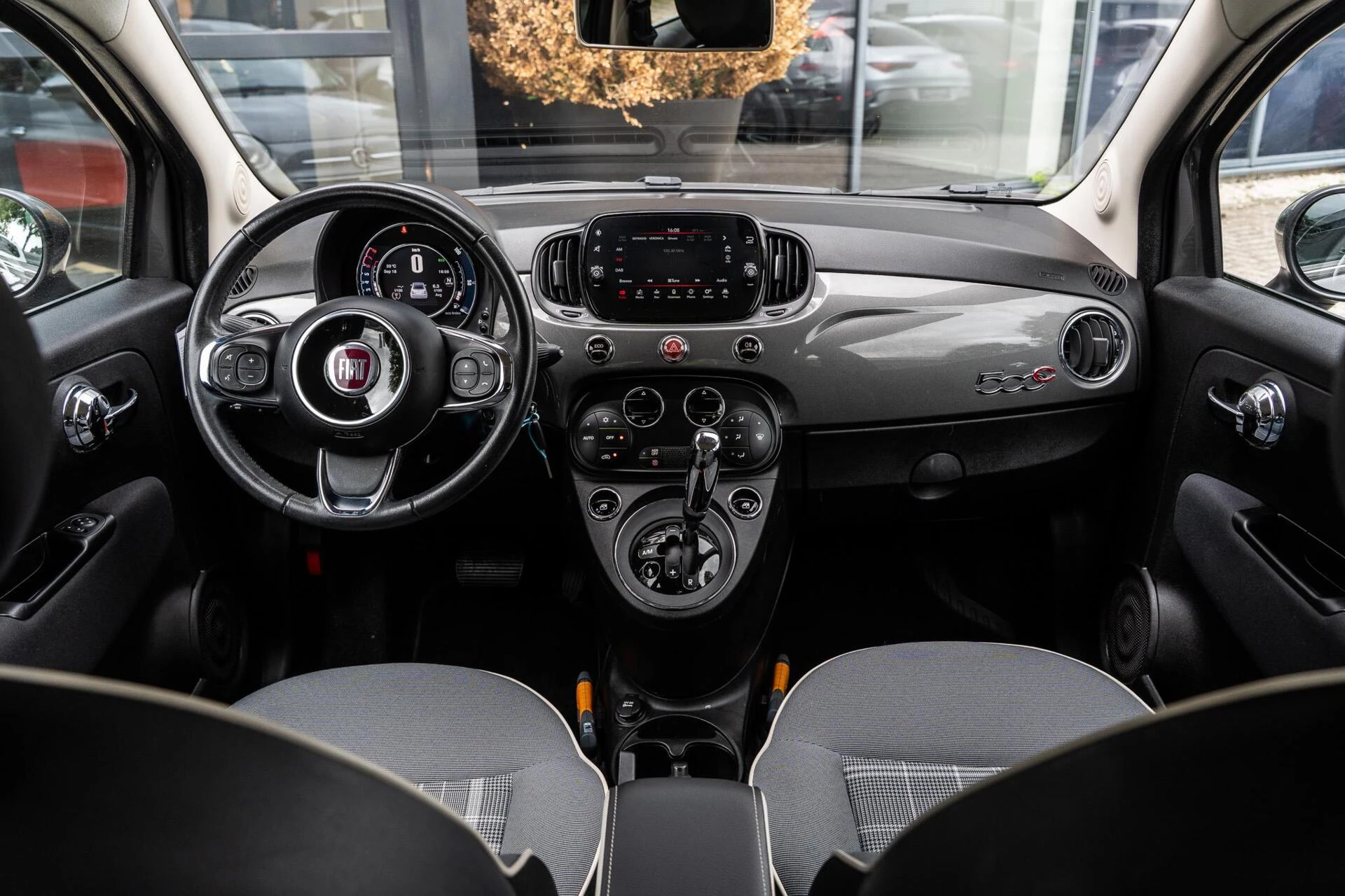 Hoofdafbeelding Fiat 500C