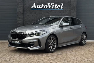 BMW 1 Serie 118i M-sport | Sportstoelen | Live Cockpit Pro | M-onderstel | Fabrieksgarantie | 23.700 KM