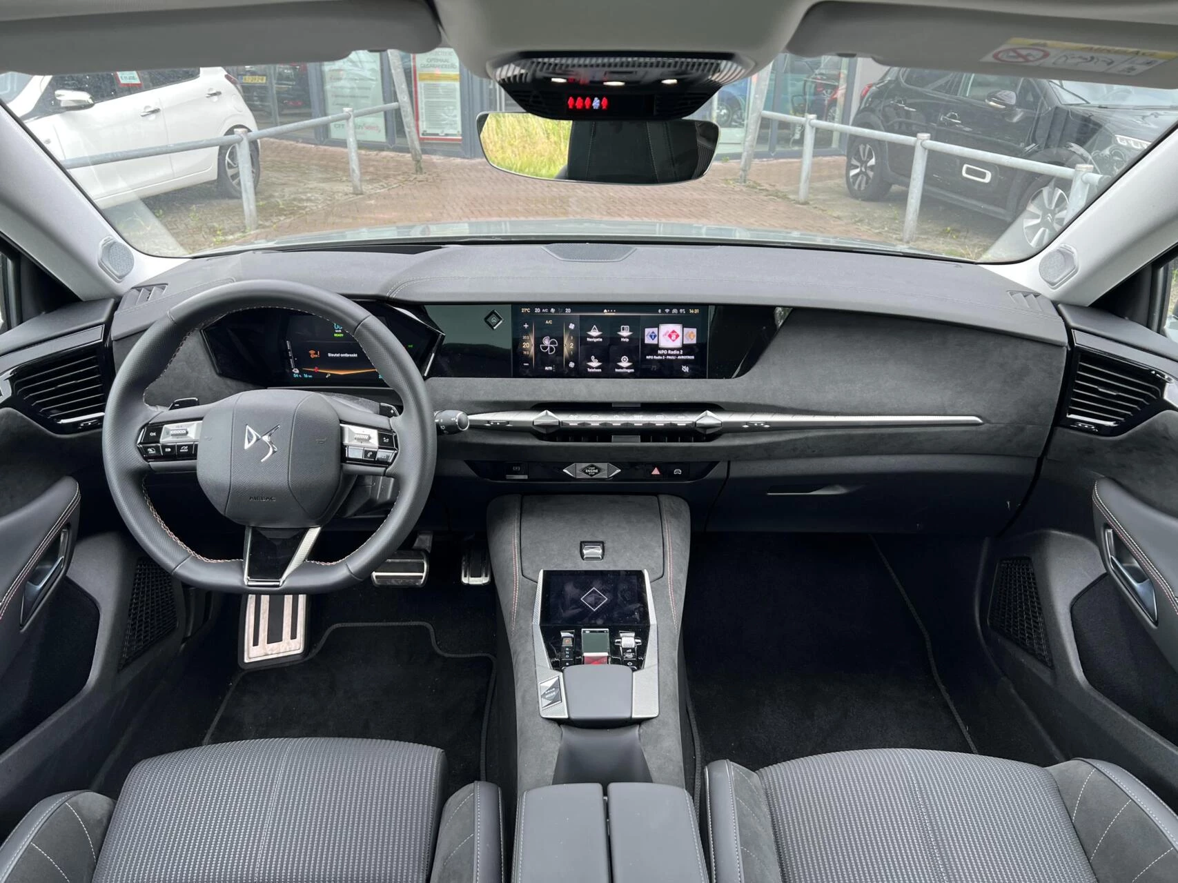 Hoofdafbeelding DS DS 4