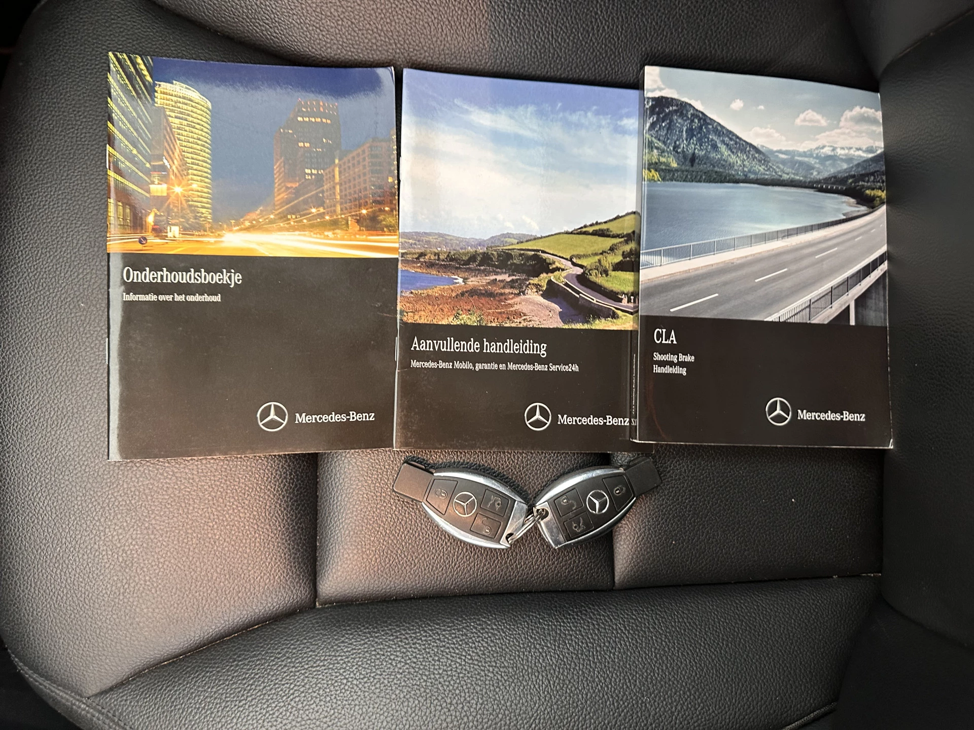 Hoofdafbeelding Mercedes-Benz CLA