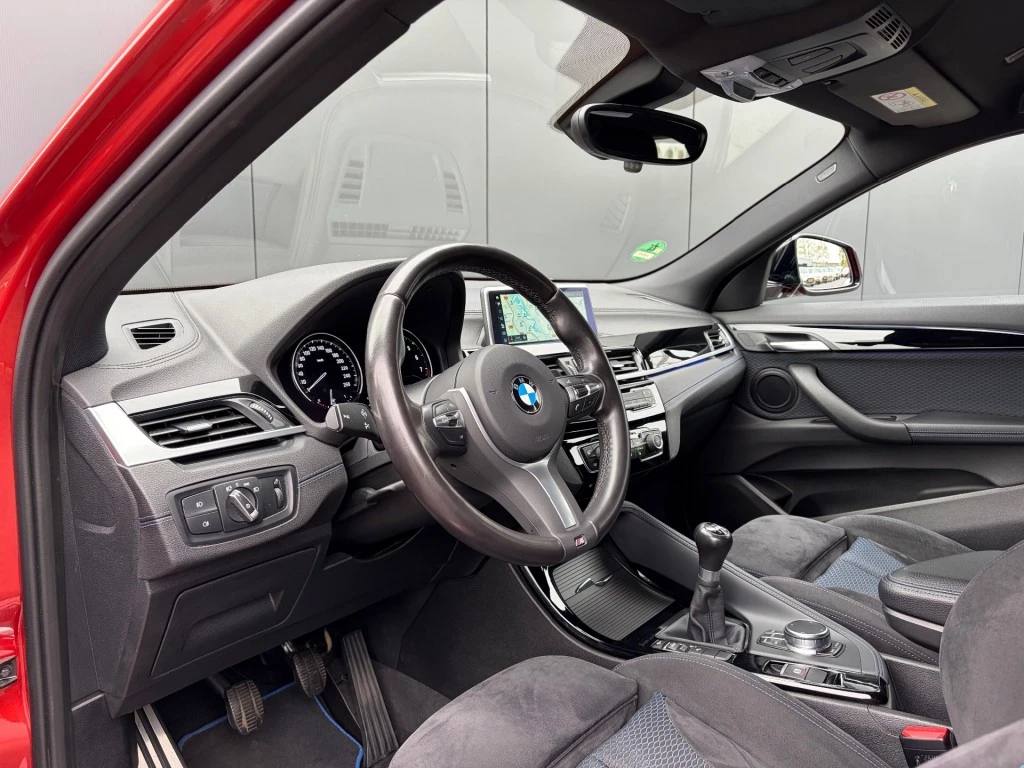 Hoofdafbeelding BMW X2
