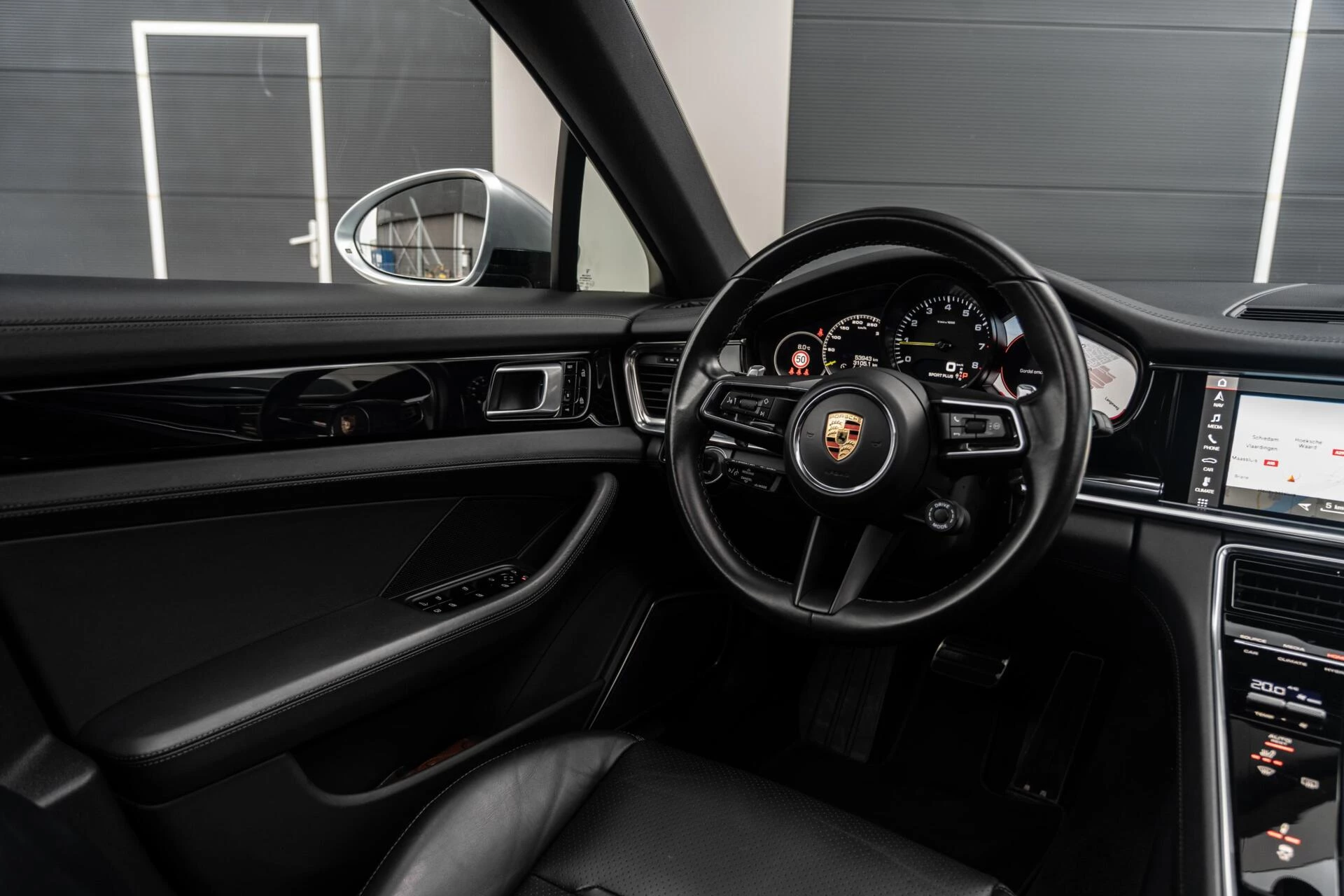 Hoofdafbeelding Porsche Panamera