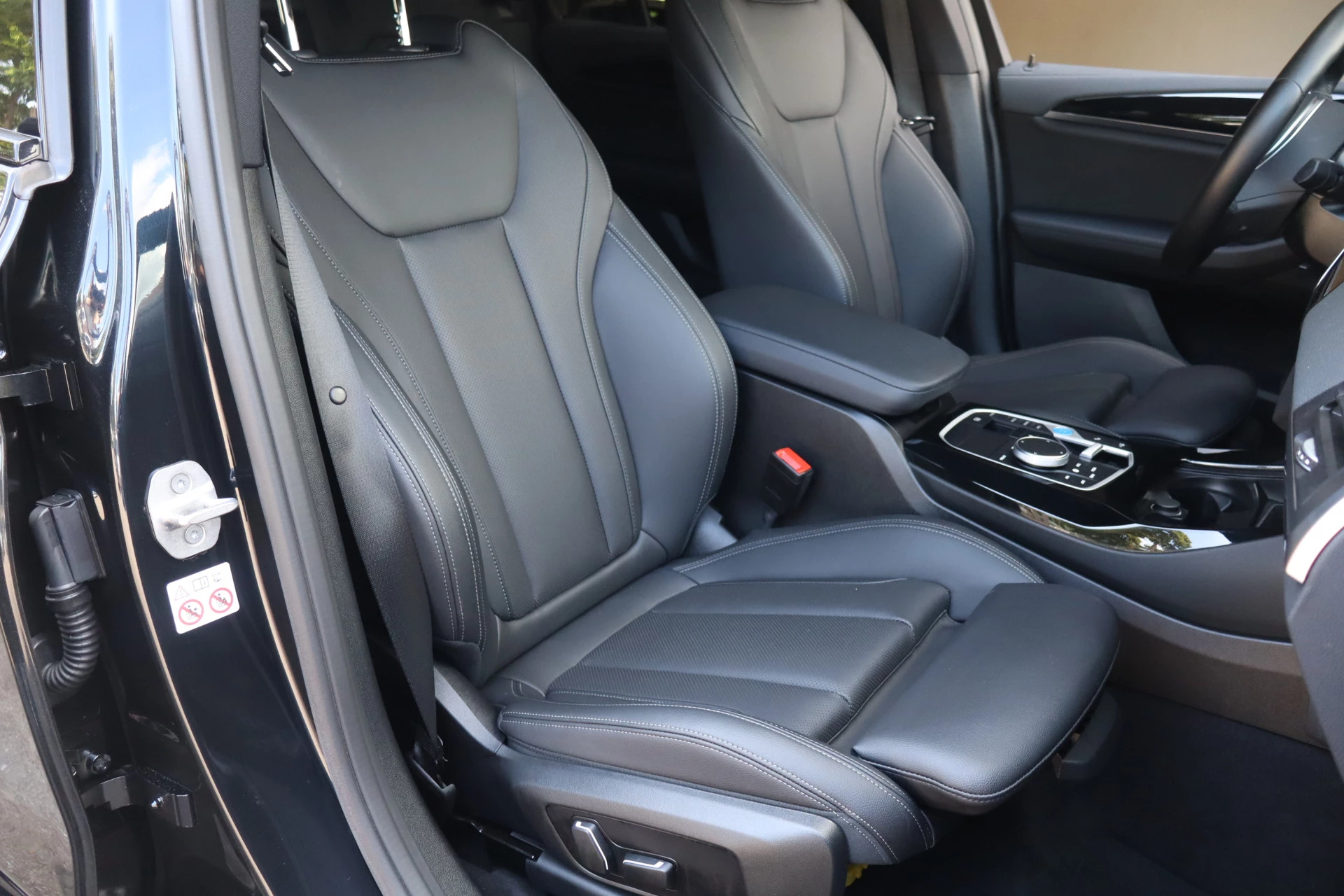 Hoofdafbeelding BMW iX3