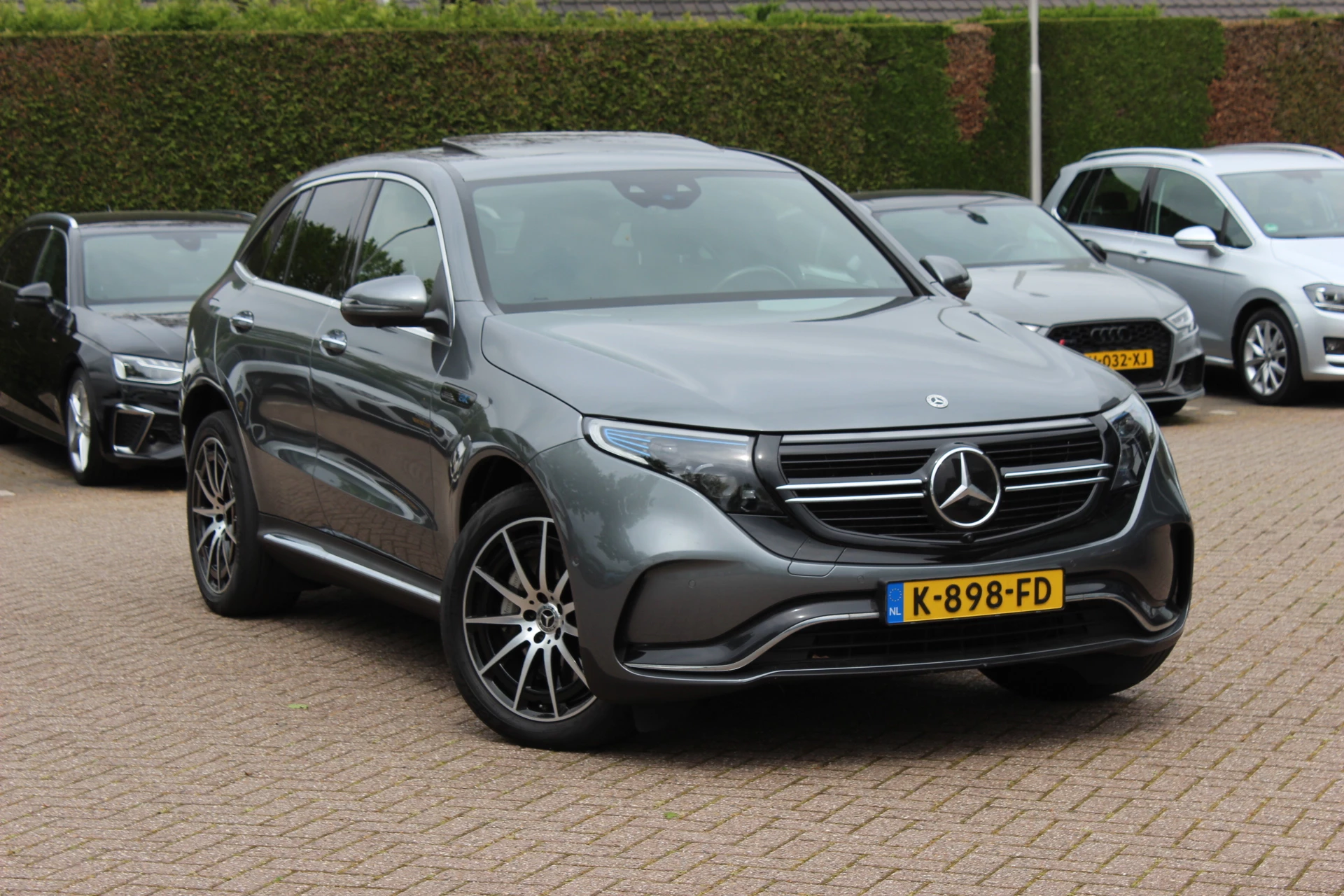 Hoofdafbeelding Mercedes-Benz EQC