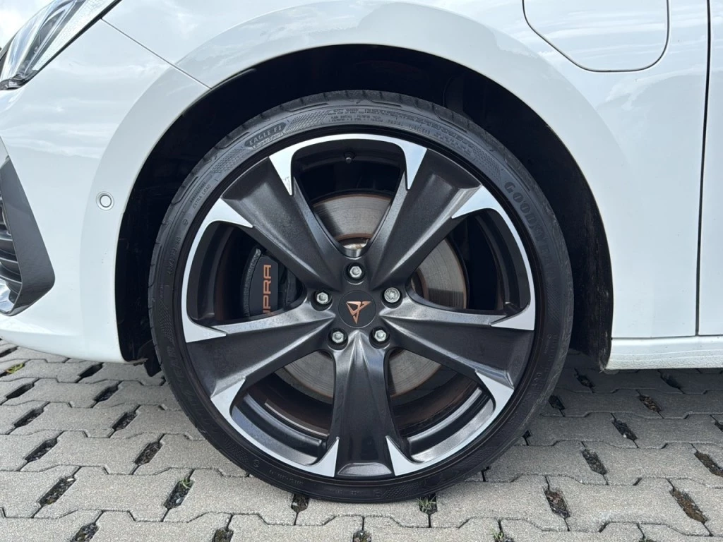Hoofdafbeelding CUPRA Leon