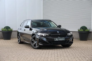 BMW 3 Serie Touring 320e Executive LCI NAP/Sportstoelen/Leder/Curved Display