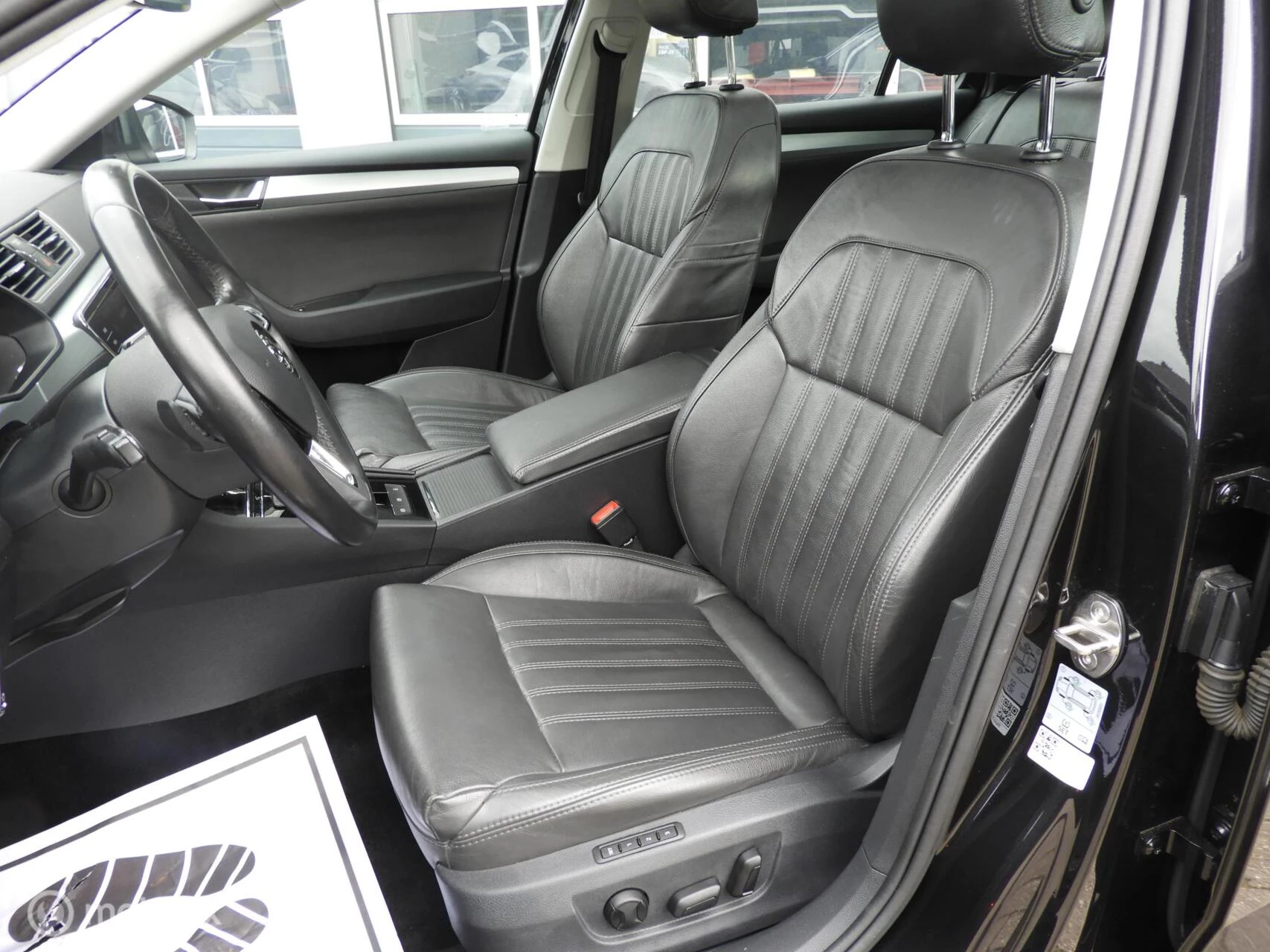 Hoofdafbeelding Škoda Superb