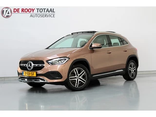 Hoofdafbeelding Mercedes-Benz GLA Mercedes-Benz GLA 250 e HYBRID, Business Solution Luxury Limited 218PK, RIJKLAAR | PANORAMADAK | DEELS LEER | STOELVERWARMING | CAMERA