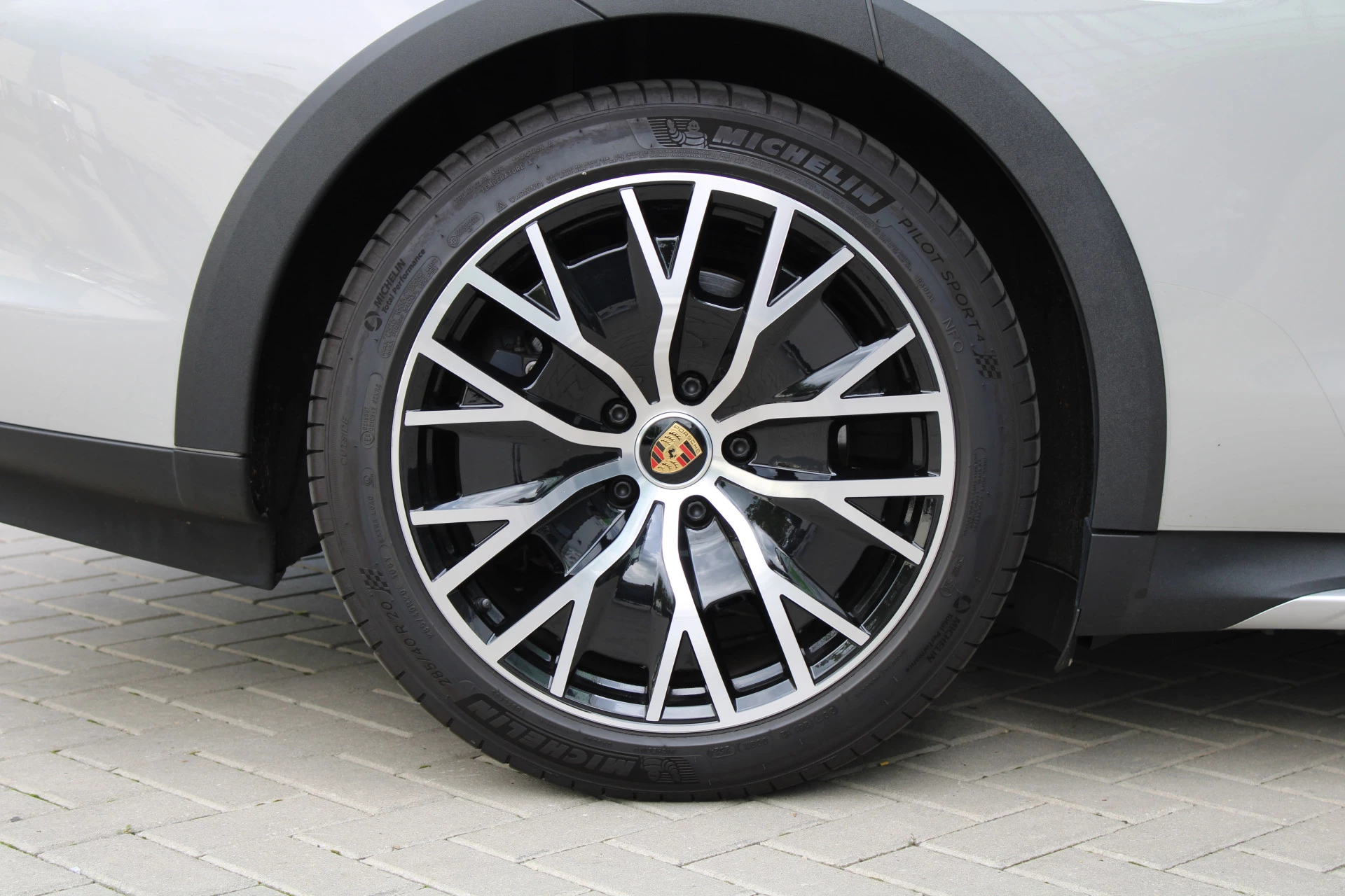 Hoofdafbeelding Porsche Taycan