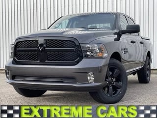 Dodge Ram Pick-Up SLT CLASSIC 6 Persoons Night Crew Cab 4x4