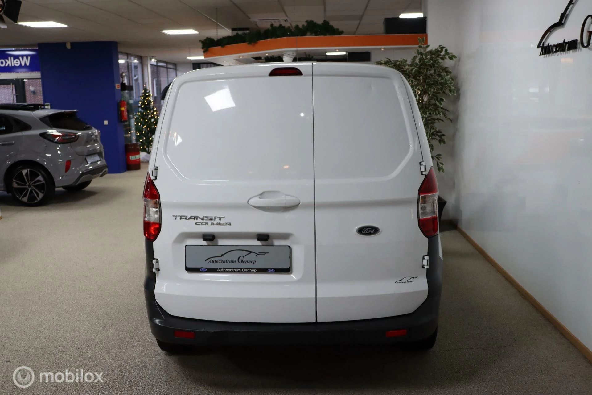 Hoofdafbeelding Ford Transit Courier