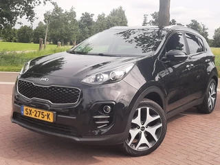 Hoofdafbeelding Kia Sportage Kia Sportage 1.6 132pk Airco Cruise-Control Navigatie Bluetooth Stoel- en Stuurverwarming