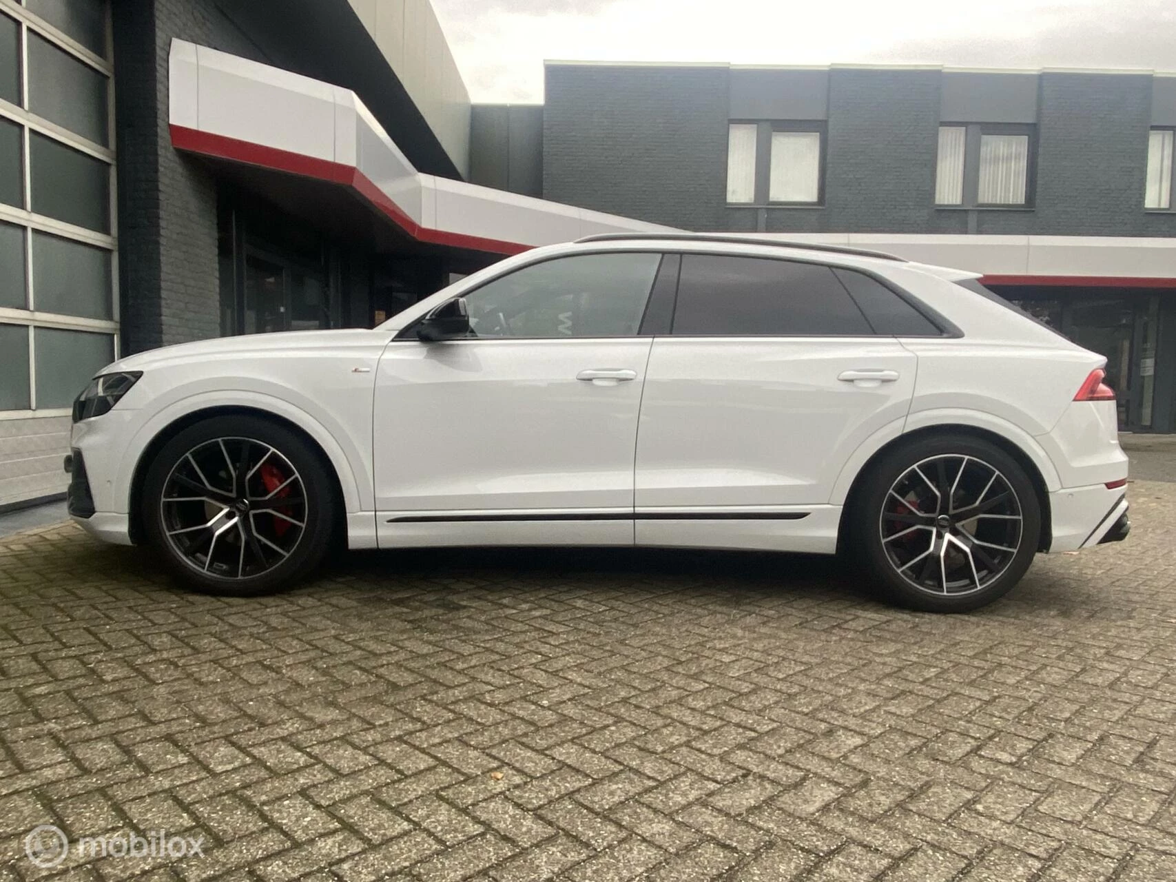 Hoofdafbeelding Audi Q8