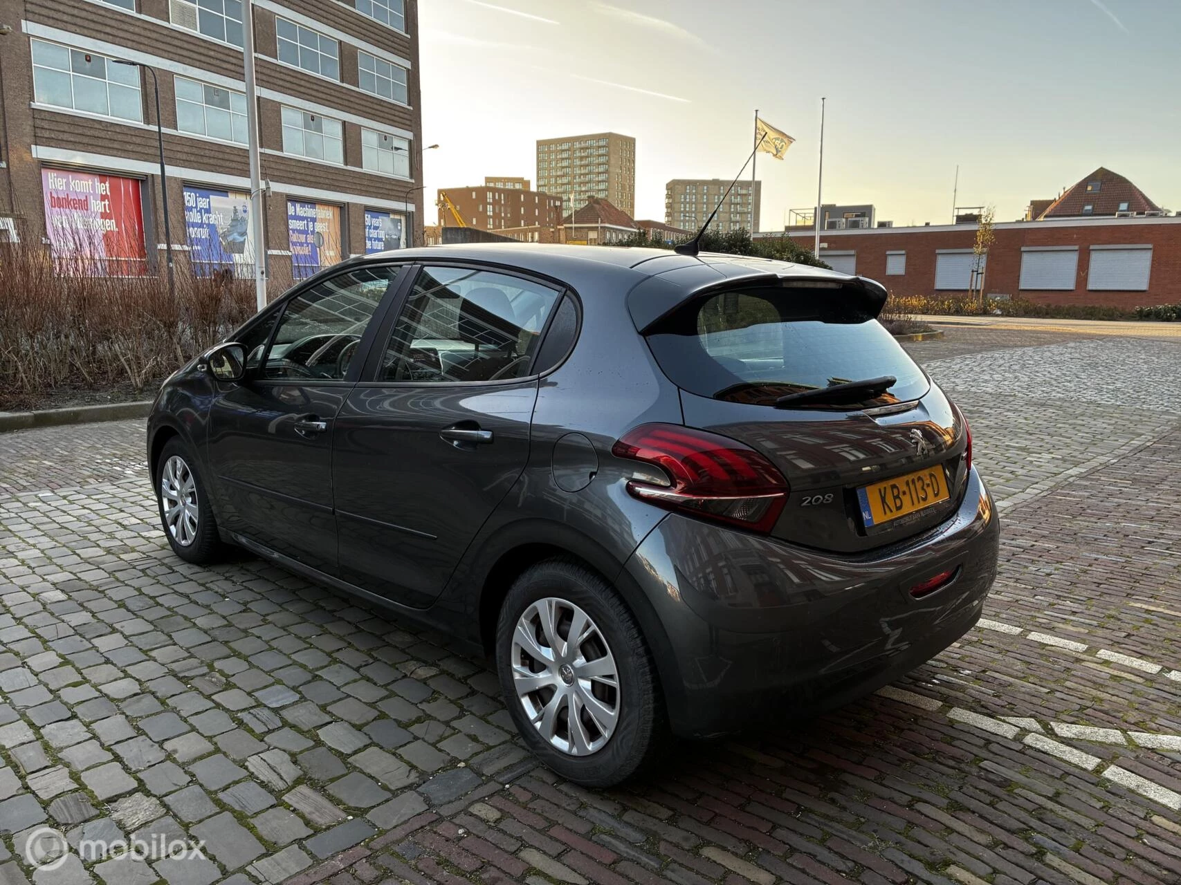 Hoofdafbeelding Peugeot 208