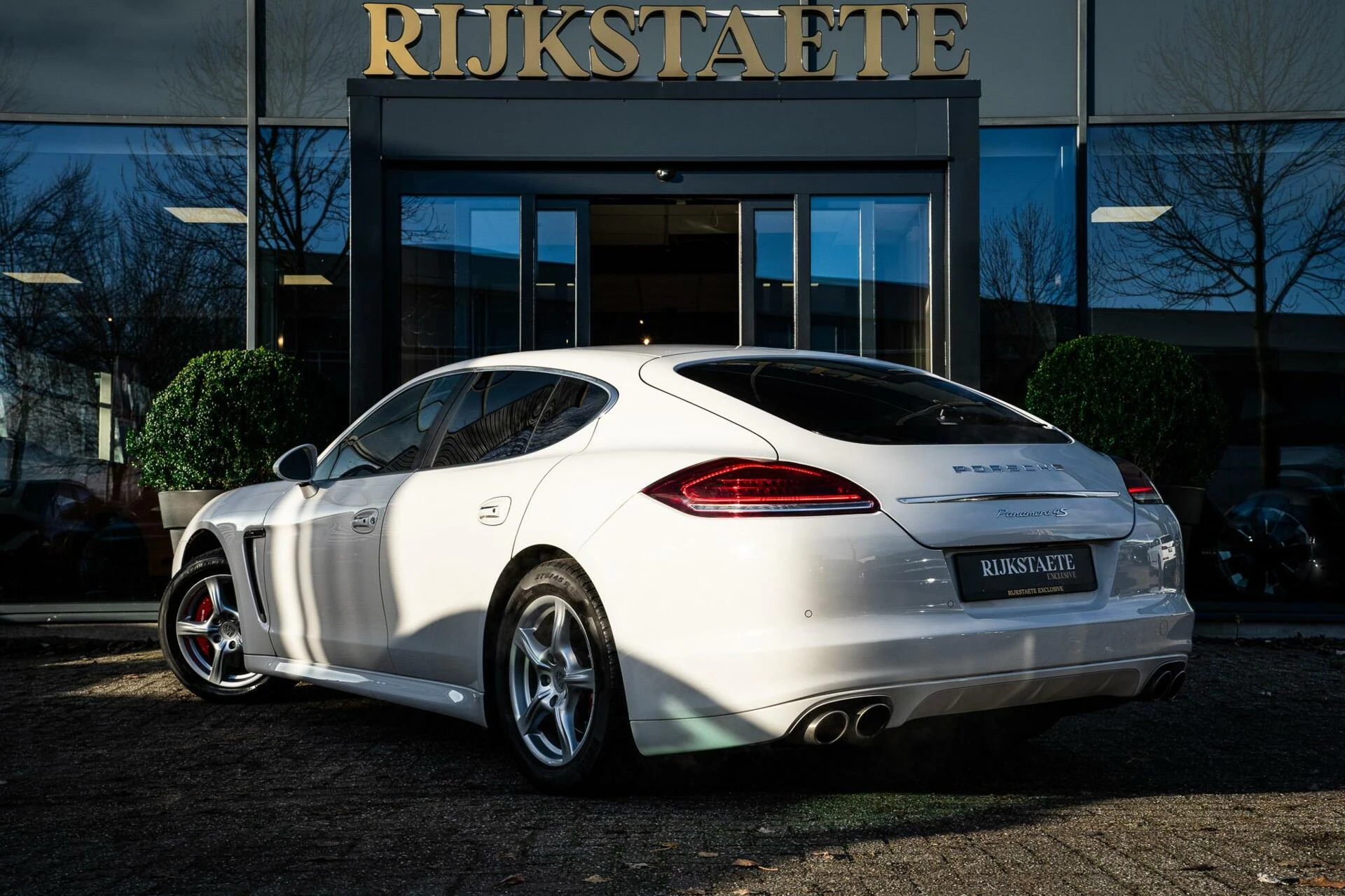 Hoofdafbeelding Porsche Panamera