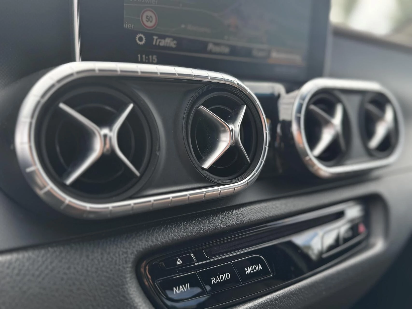 Hoofdafbeelding Mercedes-Benz X-Klasse