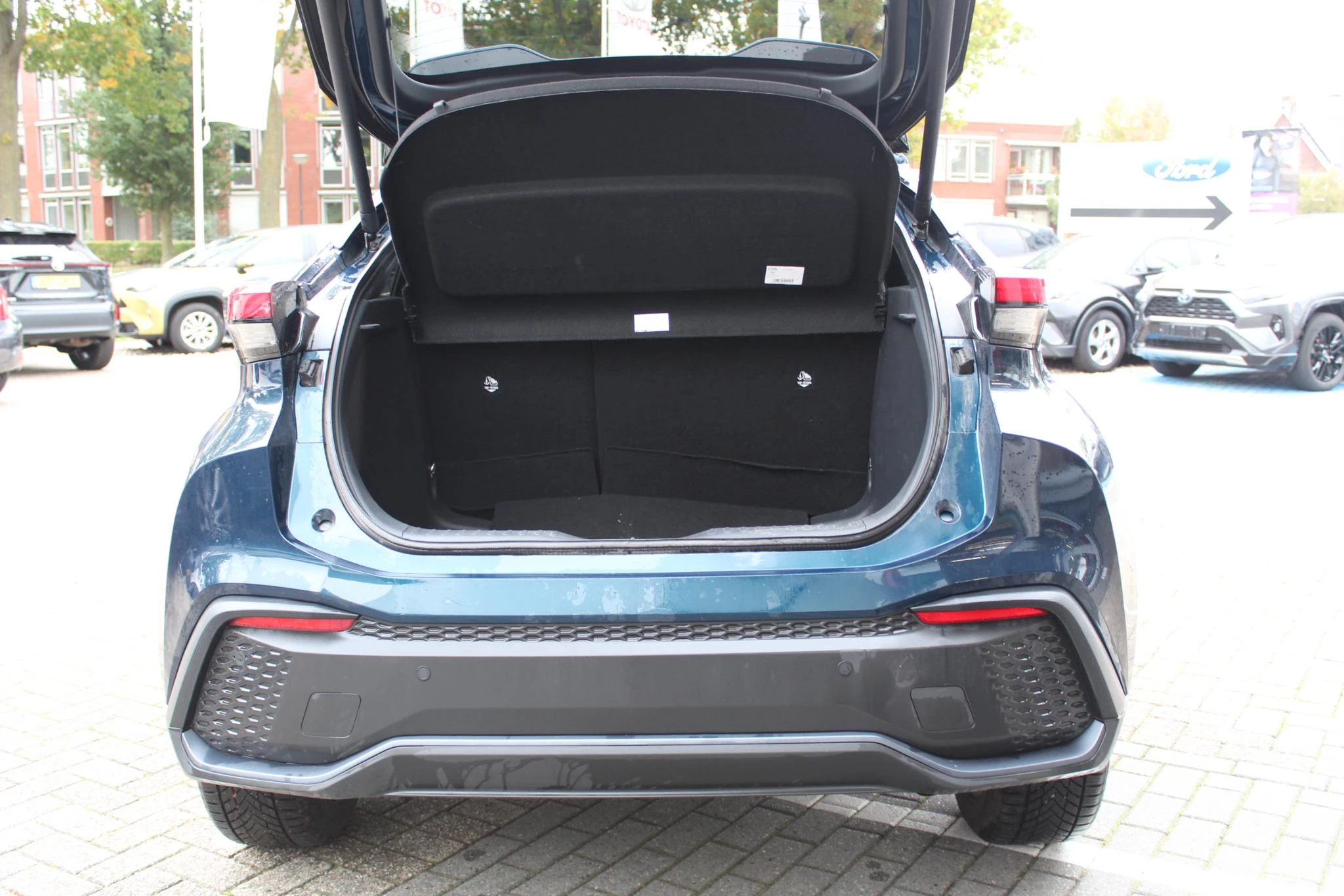 Hoofdafbeelding Toyota C-HR