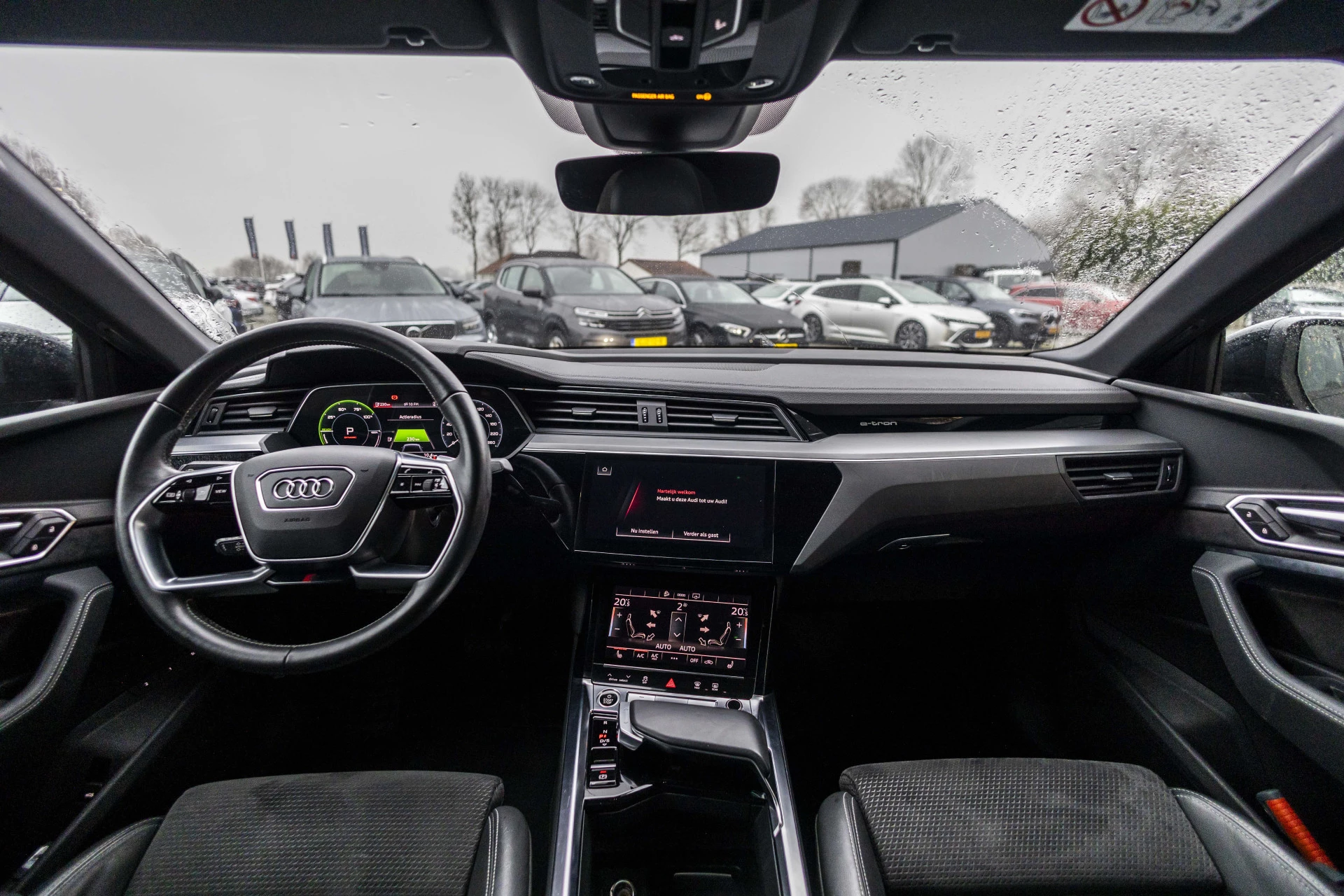 Hoofdafbeelding Audi e-tron