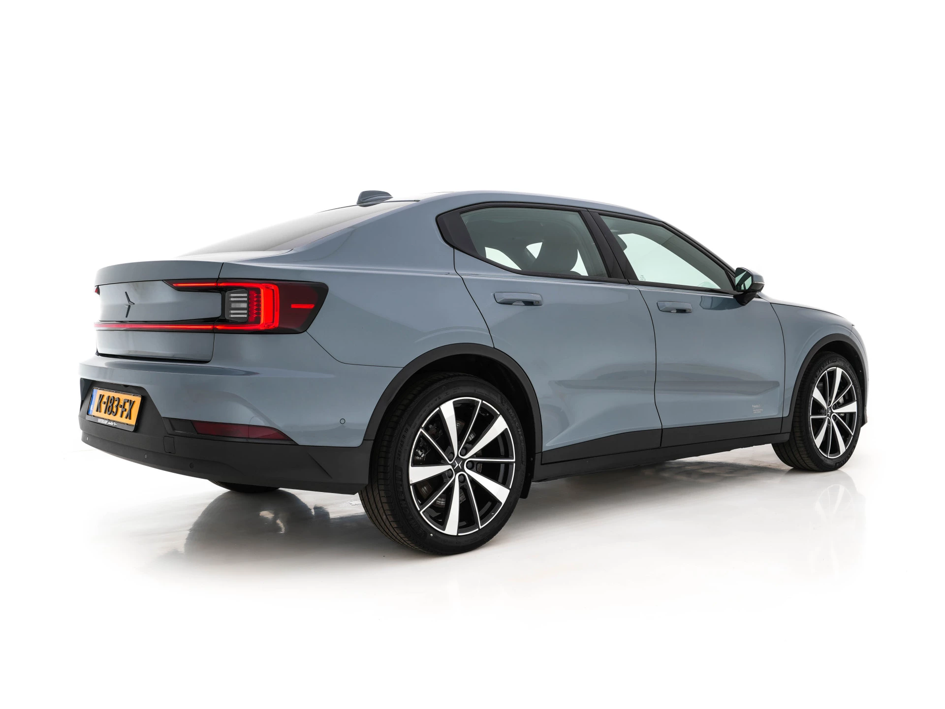 Hoofdafbeelding Polestar 2