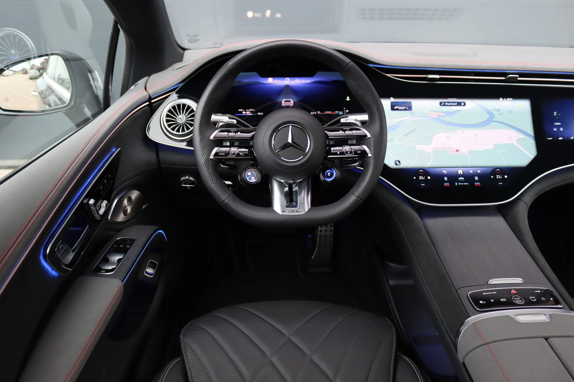 Hoofdafbeelding Mercedes-Benz EQS