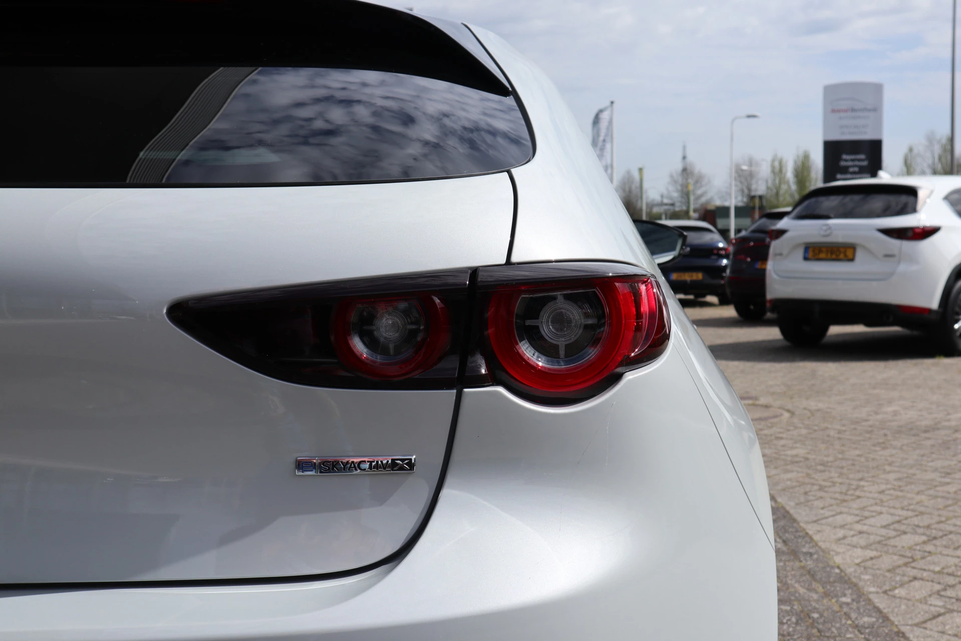 Hoofdafbeelding Mazda 3