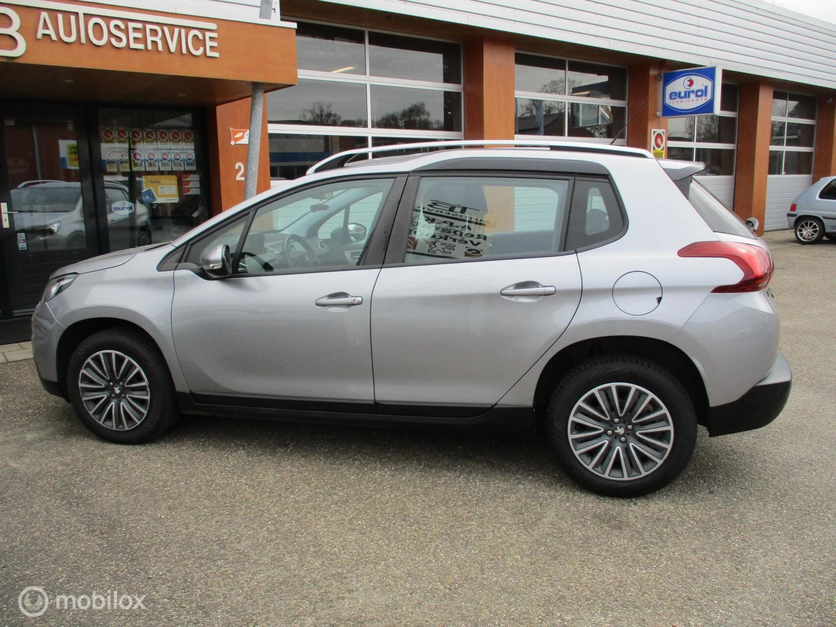 Hoofdafbeelding Peugeot 2008