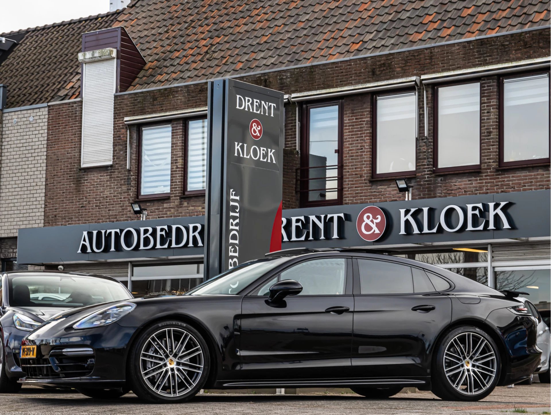 Hoofdafbeelding Porsche Panamera