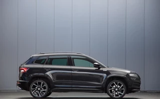 Skoda Karoq 1.5 TSI ACT Sportline Business |Panorama|Virtual|Automaat|