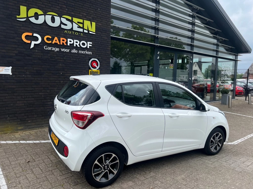 Hoofdafbeelding Hyundai i10
