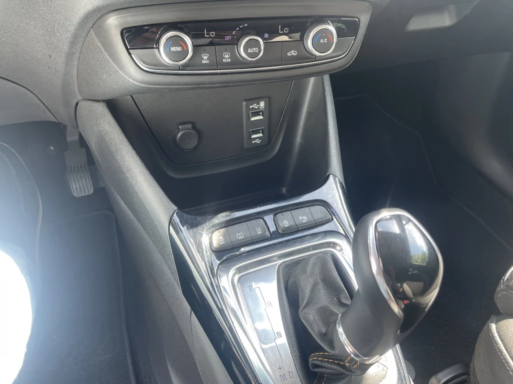 Hoofdafbeelding Opel Crossland X