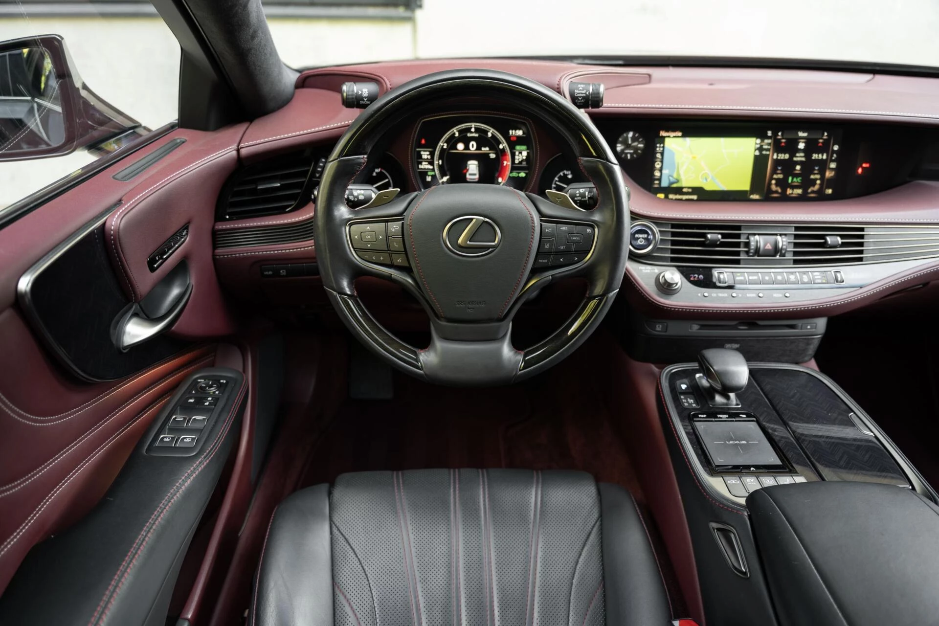 Hoofdafbeelding Lexus LS