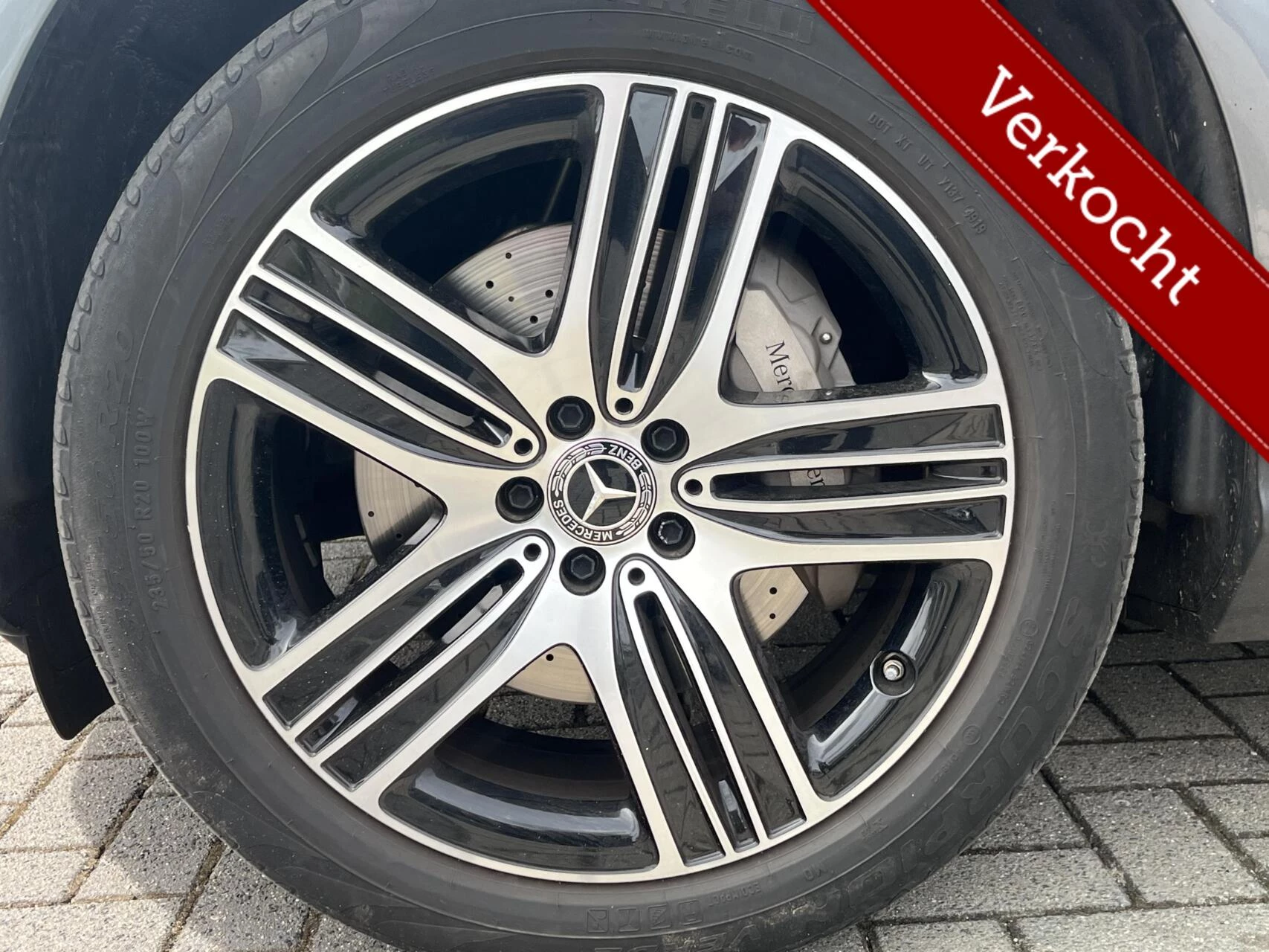 Hoofdafbeelding Mercedes-Benz EQC