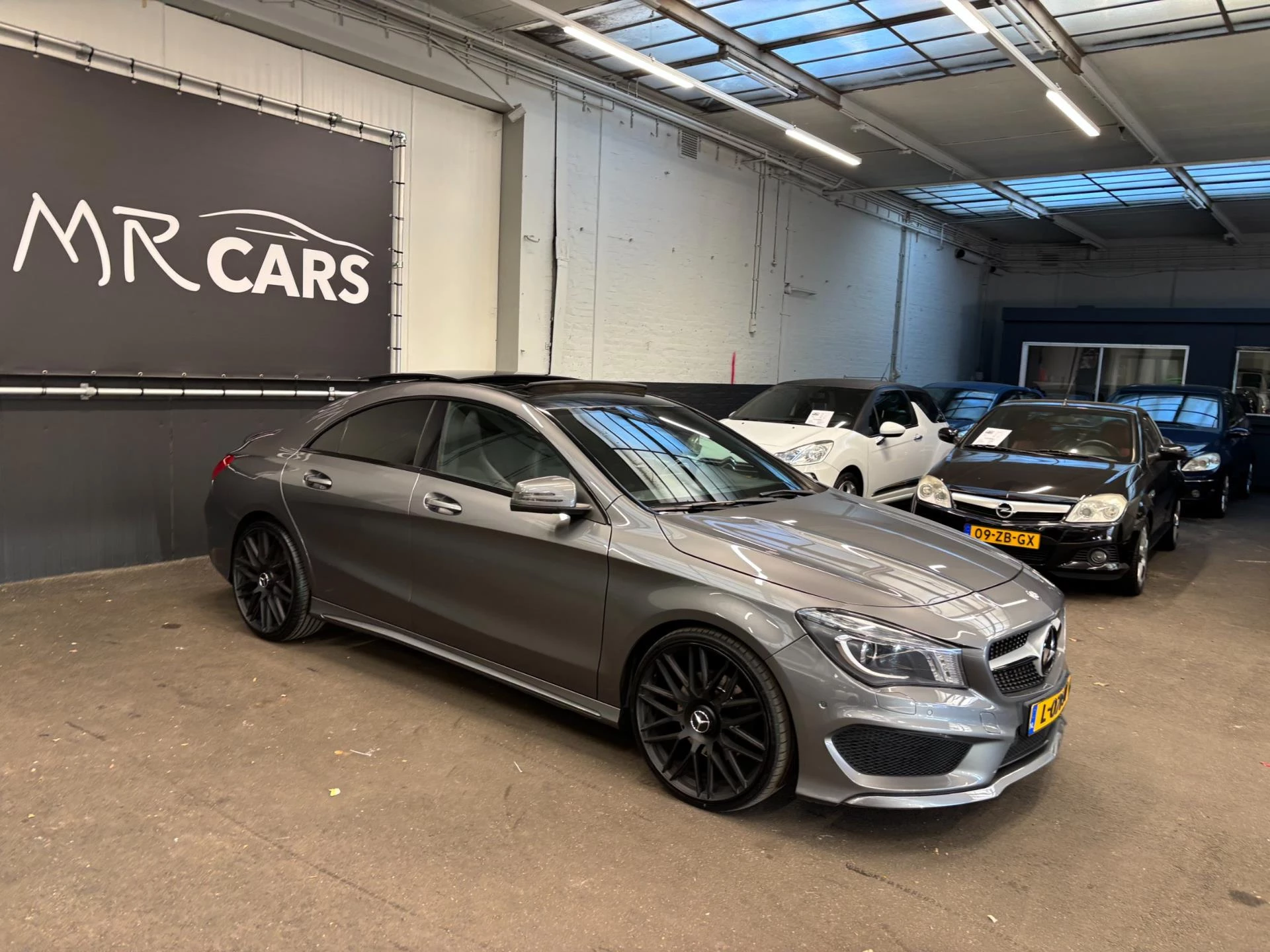 Hoofdafbeelding Mercedes-Benz CLA