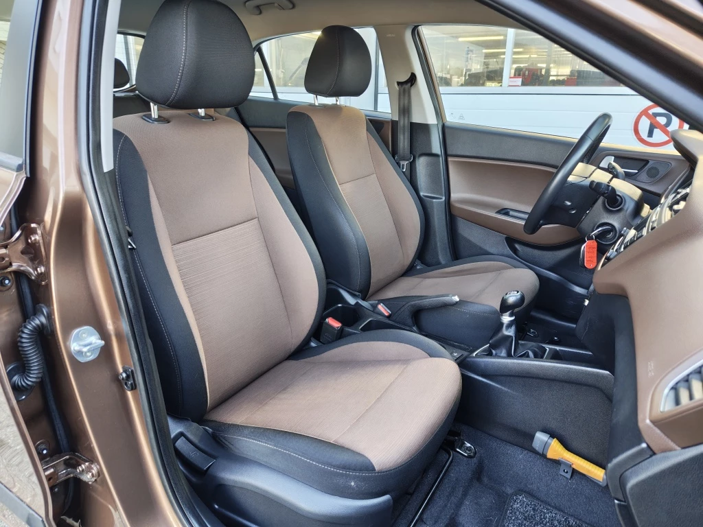 Hoofdafbeelding Hyundai i20