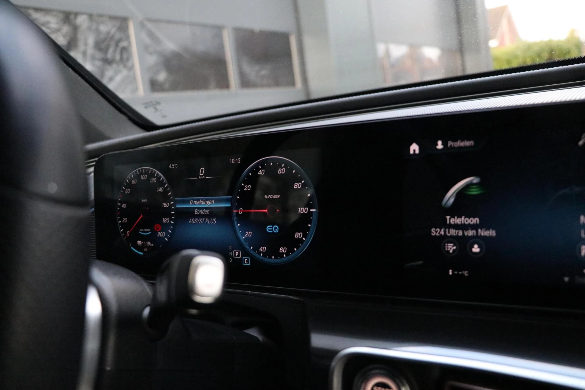 Hoofdafbeelding Mercedes-Benz EQC